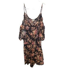 American Eagle Outfitters Romper cold shoulder dark gray/pink floral Small